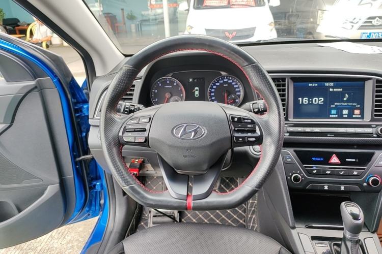 Used Hyundai Elantra (6th Generation / Lingdong) 2018 1.4T Dual-Clutch Xuan Dong · Dynamic Edition Steering Wheel