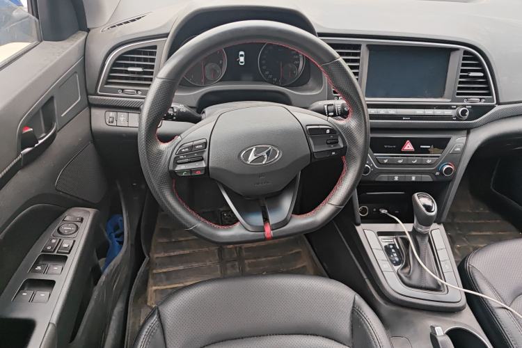 Used Hyundai Elantra (6th Generation / Lingdong) 2018 1.4T Dual-Clutch Xuan Dong · Dynamic Edition Steering Wheel