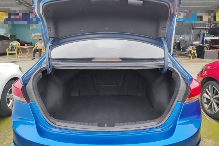 Used Hyundai Elantra (6th Generation / Lingdong) 2018 1.4T Dual-Clutch Xuan Dong · Dynamic Edition Trunk