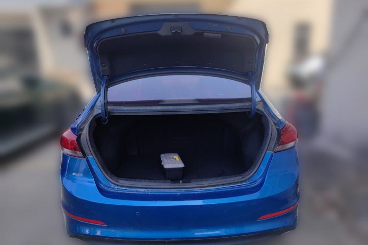 Used Hyundai Elantra (6th Generation / Lingdong) 2018 1.6L Automatic 15th Anniversary Special Edition Trunk