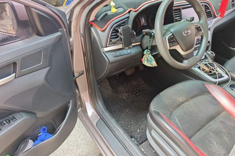 Used Hyundai Elantra (6th Generation / Lingdong) 2018 1.6L Automatic 15th Anniversary Special Edition Driver Seat
