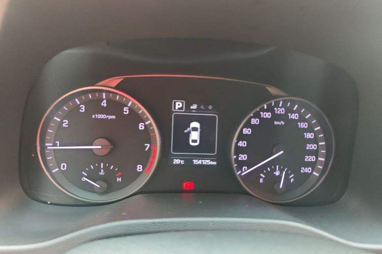 Used Hyundai Elantra (6th Generation / Lingdong) 2018 1.6L Automatic 15th Anniversary Special Edition Instrument Cluster