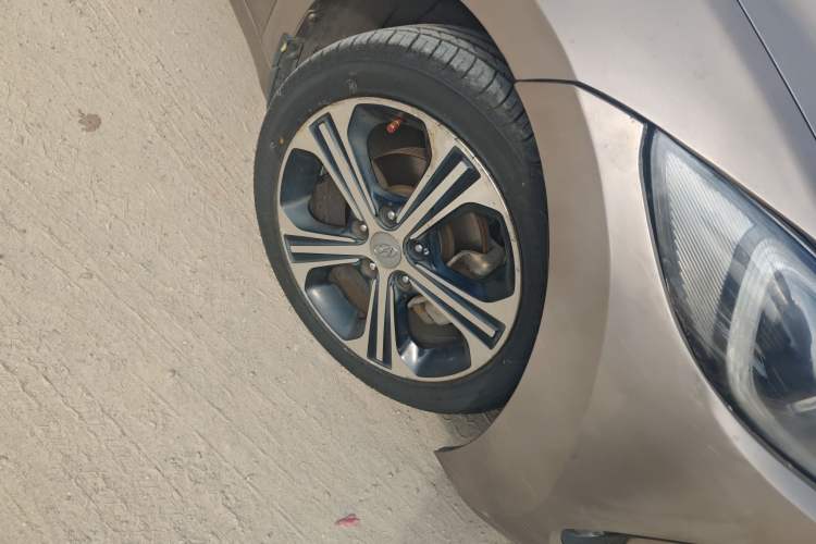 Used Hyundai Elantra (6th Generation / Lingdong) 2018 1.4T Dual-Clutch Xuan Dong · Dynamic Edition Right Front Wheel Hub