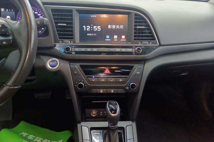 Used Hyundai Elantra (6th Generation / Lingdong) 2018 1.4T Dual-Clutch Xuan Dong · Dynamic Edition Audio And AC Panel