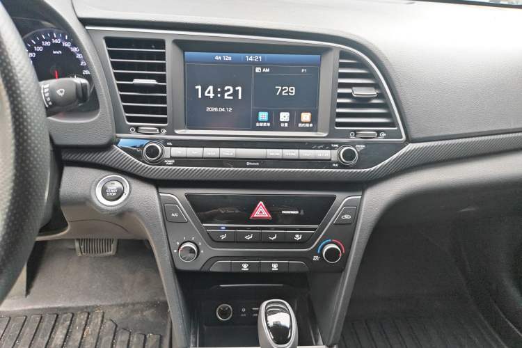 Used Hyundai Elantra (6th Generation / Lingdong) 2018 1.4T Dual-Clutch Xuan Dong · Dynamic Edition Audio And AC Panel