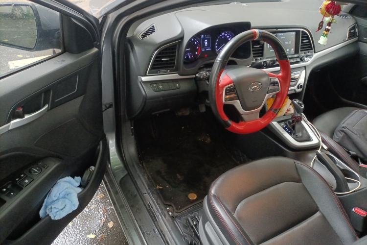 Used Hyundai Elantra (6th Generation / Lingdong) 2018 1.6L Automatic 15th Anniversary Special Edition Driver Seat