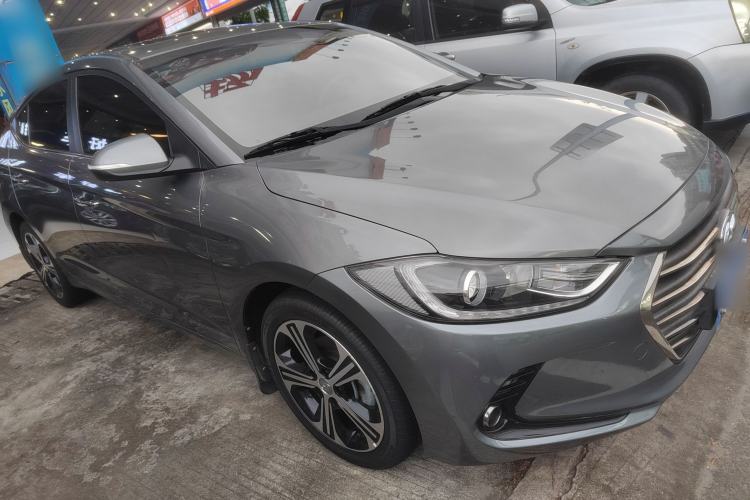 Used Hyundai Elantra (6th Generation / Lingdong) 2018 1.4T Dual-Clutch Xuan Dong · Dynamic Edition Exterior 2