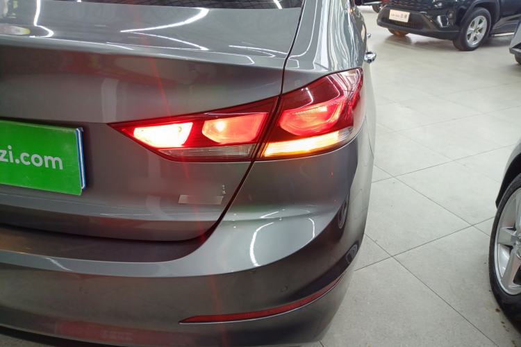Used Hyundai Elantra (6th Generation / Lingdong) 2018 1.4T Dual-Clutch Xuan Dong · Dynamic Edition Exterior 6