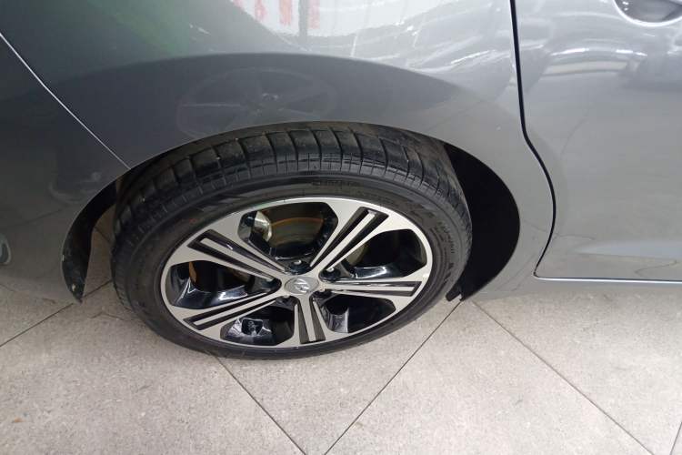 Used Hyundai Elantra (6th Generation / Lingdong) 2018 1.4T Dual-Clutch Xuan Dong · Dynamic Edition Exterior 8