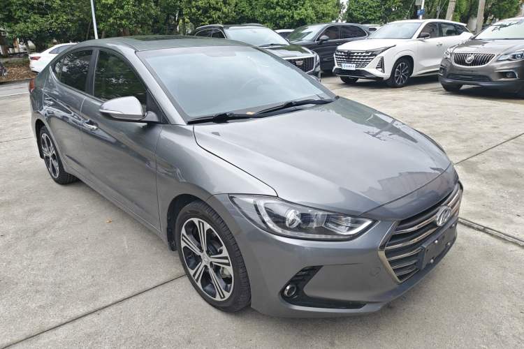 Used Hyundai Elantra (6th Generation / Lingdong) 2018 1.4T Dual-Clutch Xuan Dong · Dynamic Edition Front Right 45 Deg