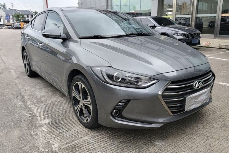 Used Hyundai Elantra (6th Generation / Lingdong) 2018 1.4T Dual-Clutch Xuan Dong · Dynamic Edition Front Right 45 Deg