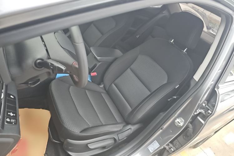 Used Hyundai Elantra (6th Generation / Lingdong) 2018 1.4T Dual-Clutch Xuan Dong · Dynamic Edition Left Front Seat