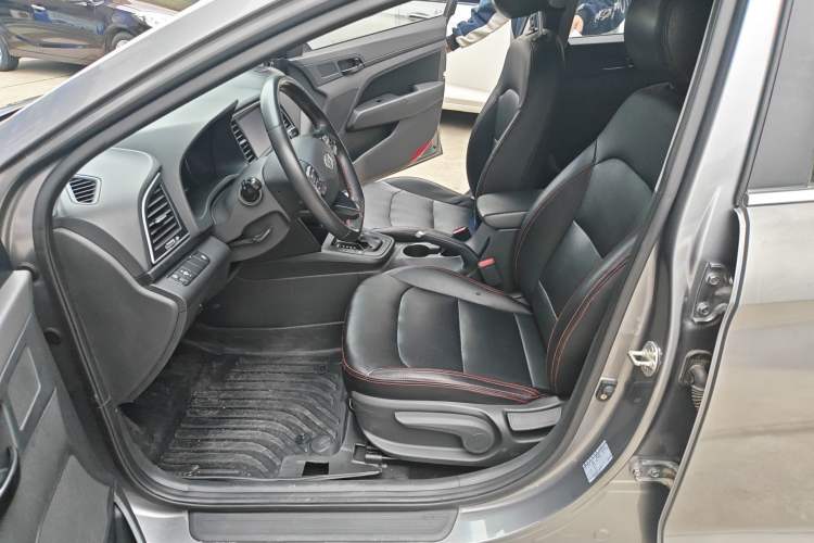 Used Hyundai Elantra (6th Generation / Lingdong) 2018 1.4T Dual-Clutch Xuan Dong · Dynamic Edition Left Front Seat