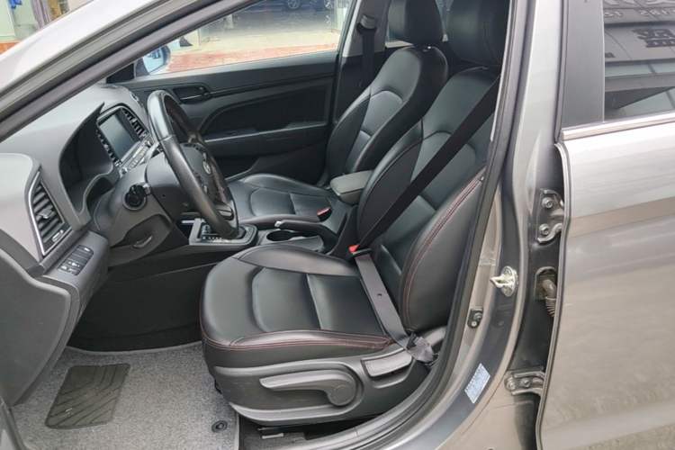 Used Hyundai Elantra (6th Generation / Lingdong) 2018 1.4T Dual-Clutch Xuan Dong · Dynamic Edition Left Front Seat