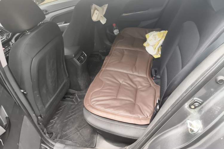 Used Hyundai Elantra (6th Generation / Lingdong) 2018 1.4T Dual-Clutch Xuan Dong · Dynamic Edition Left Rear Seat