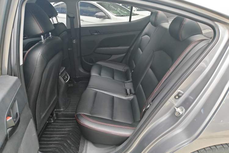 Used Hyundai Elantra (6th Generation / Lingdong) 2018 1.4T Dual-Clutch Xuan Dong · Dynamic Edition Left Rear Seat
