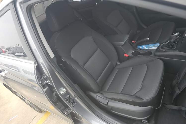 Used Hyundai Elantra (6th Generation / Lingdong) 2018 1.4T Dual-Clutch Xuan Dong · Dynamic Edition Right Front Seat