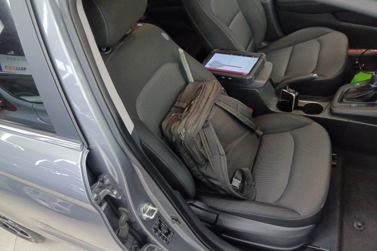 Used Hyundai Elantra (6th Generation / Lingdong) 2018 1.4T Dual-Clutch Xuan Dong · Dynamic Edition Right Front Seat
