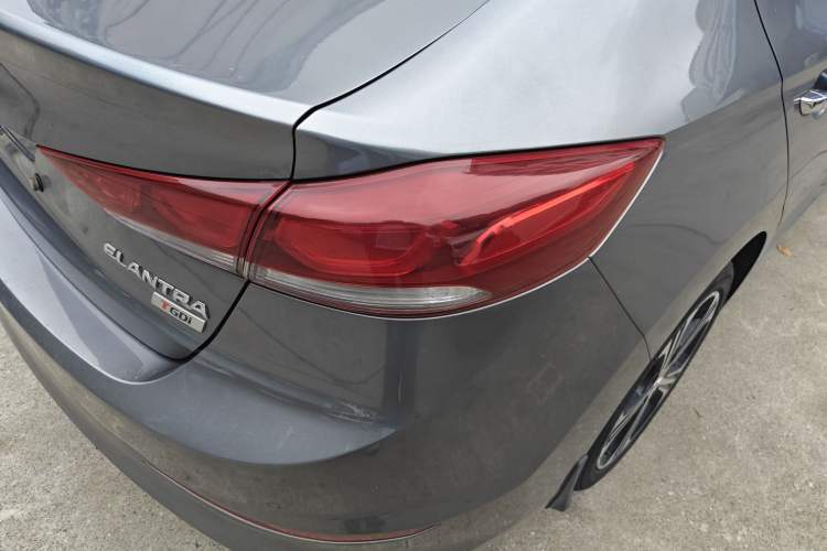 Used Hyundai Elantra (6th Generation / Lingdong) 2018 1.4T Dual-Clutch Xuan Dong · Dynamic Edition Right Rear Taillight