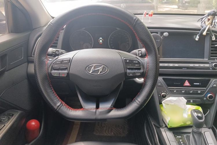 Used Hyundai Elantra (6th Generation / Lingdong) 2018 1.4T Dual-Clutch Xuan Dong · Dynamic Edition Steering Wheel