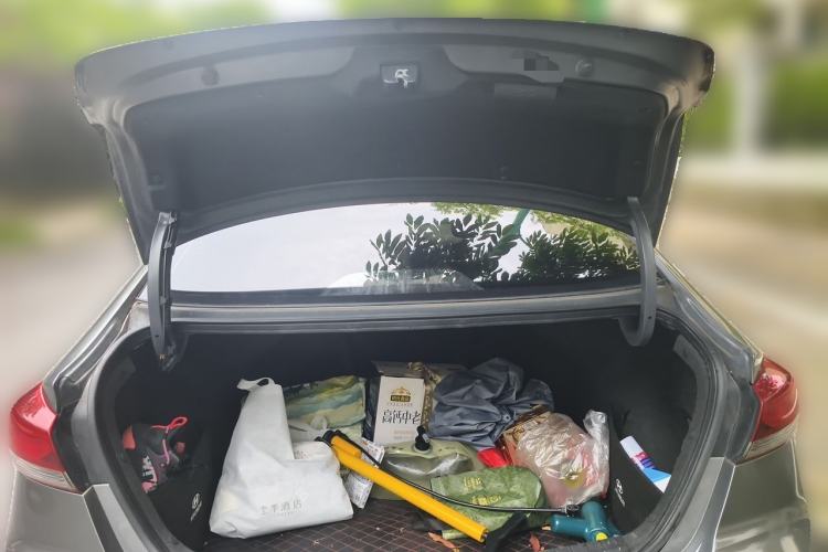 Used Hyundai Elantra (6th Generation / Lingdong) 2018 1.4T Dual-Clutch Xuan Dong · Dynamic Edition Trunk