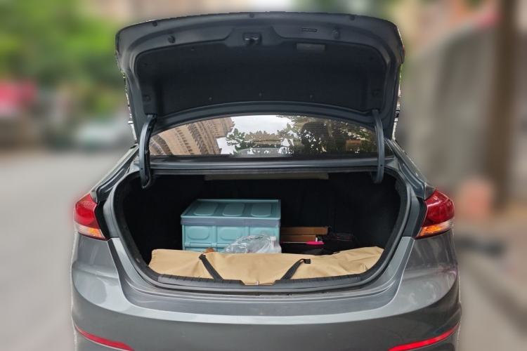 Used Hyundai Elantra (6th Generation / Lingdong) 2018 1.4T Dual-Clutch Xuan Dong · Dynamic Edition Trunk