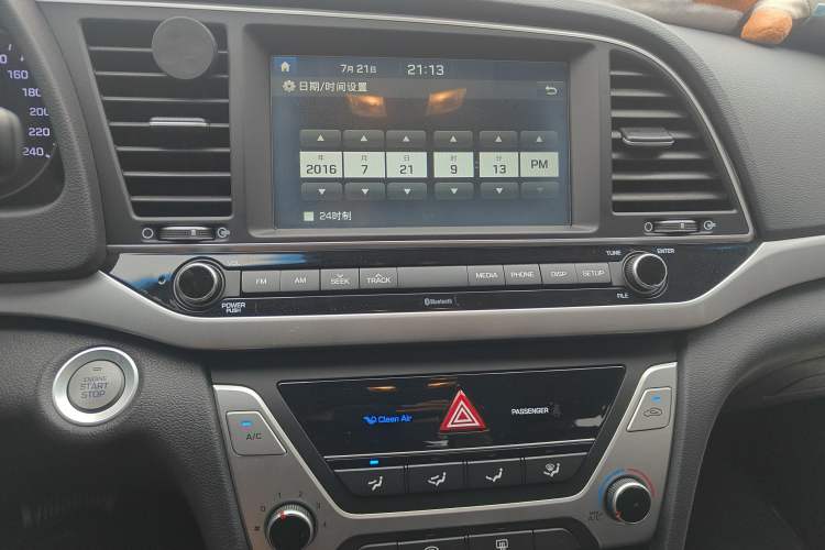 Used Hyundai Elantra (6th Generation / Lingdong) 2018 1.6L Automatic 15th Anniversary Special Edition Audio And AC Panel