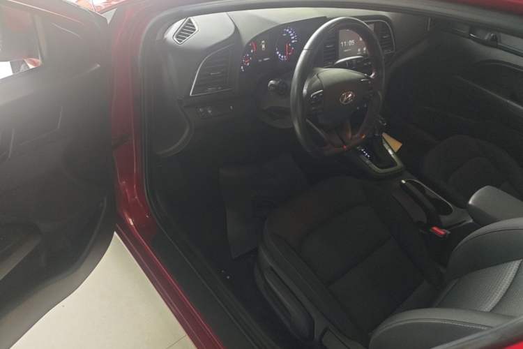Used Hyundai Elantra (6th Generation / Lingdong) 2018 1.4T Dual-Clutch Xuan Dong · Dynamic Edition Driver Seat