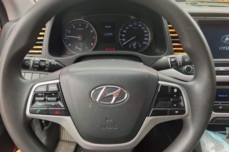 Used Hyundai Elantra (6th Generation / Lingdong) 2018 1.6L Automatic 15th Anniversary Special Edition Instrument Cluster
