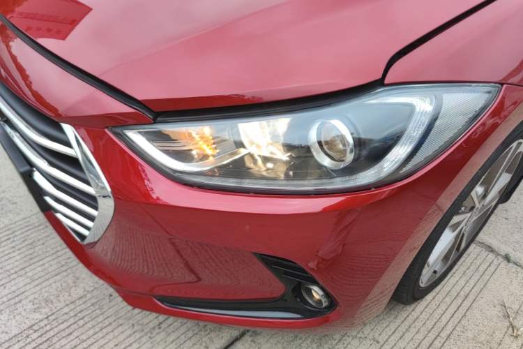 Used Hyundai Elantra (6th Generation / Lingdong) 2018 1.6L Automatic 15th Anniversary Special Edition Left Front Headlight