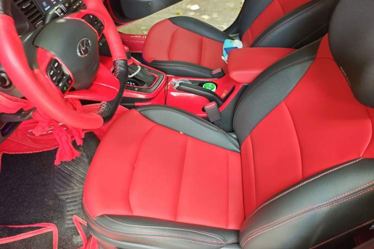 Used Hyundai Elantra (6th Generation / Lingdong) 2018 1.4T Dual-Clutch Xuan Dong · Dynamic Edition Left Front Seat