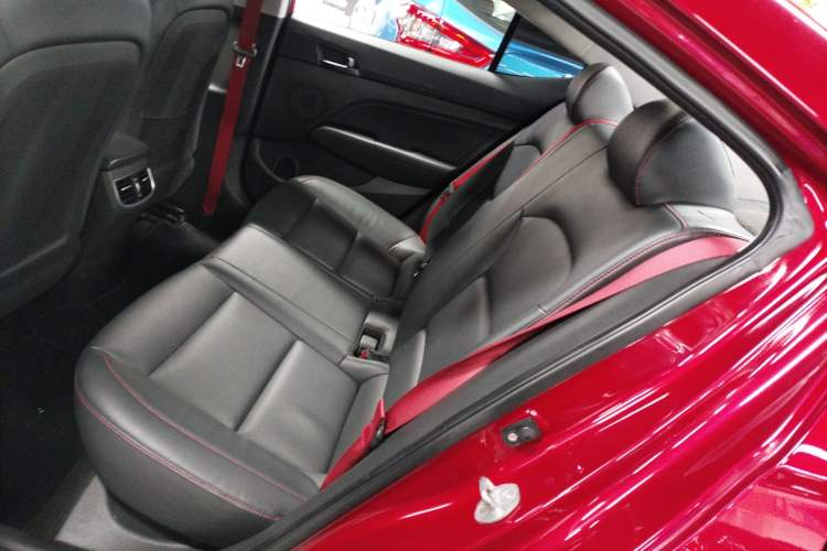 Used Hyundai Elantra (6th Generation / Lingdong) 2018 1.4T Dual-Clutch Xuan Dong · Dynamic Edition Left Rear Seat