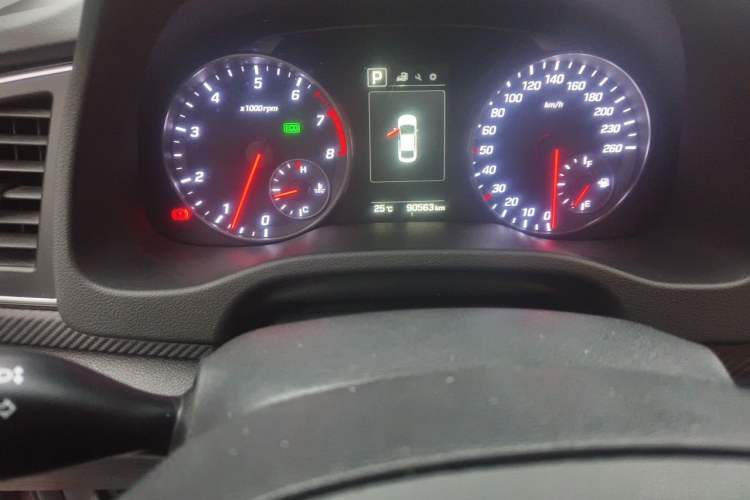 Used Hyundai Elantra (6th Generation / Lingdong) 2018 1.4T Dual-Clutch Xuan Dong · Dynamic Edition Odometer Close Up