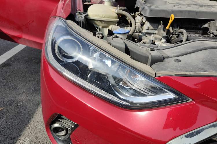 Used Hyundai Elantra (6th Generation / Lingdong) 2018 1.4T Dual-Clutch Xuan Dong · Dynamic Edition Right Front Headlight