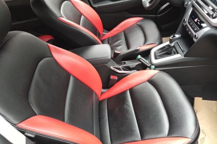 Used Hyundai Elantra (6th Generation / Lingdong) 2018 1.6L Automatic 15th Anniversary Special Edition Right Front Seat