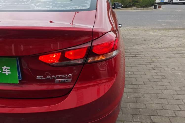 Used Hyundai Elantra (6th Generation / Lingdong) 2018 1.4T Dual-Clutch Xuan Dong · Dynamic Edition Right Rear Taillight