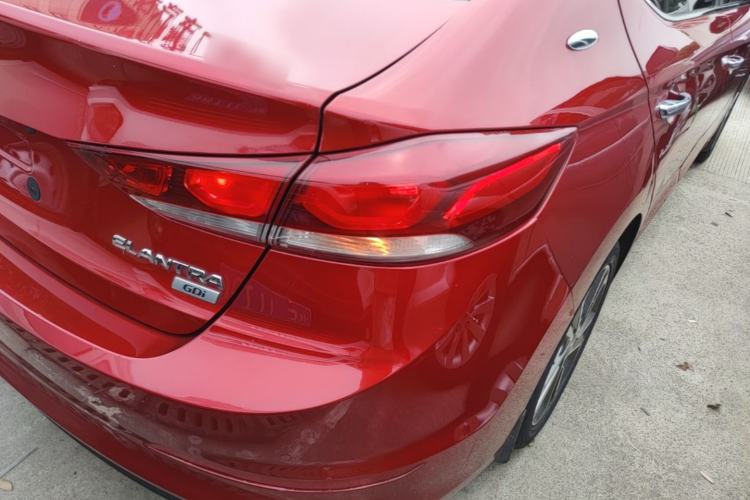 Used Hyundai Elantra (6th Generation / Lingdong) 2018 1.6L Automatic 15th Anniversary Special Edition Right Rear Taillight