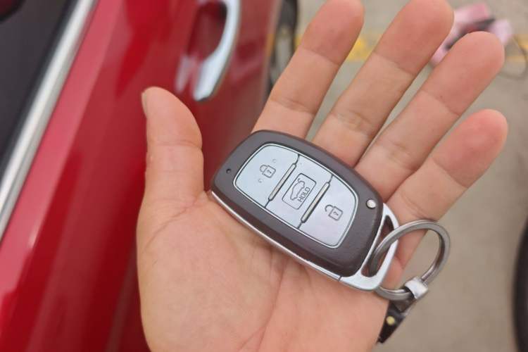Used Hyundai Elantra (6th Generation / Lingdong) 2018 1.6L Automatic 15th Anniversary Special Edition Vehicle Key