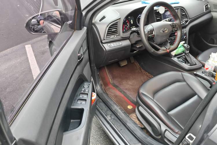 Used Hyundai Elantra (6th Generation / Lingdong) 2018 1.4T Dual-Clutch Xuan Dong · Dynamic Edition Driver Seat