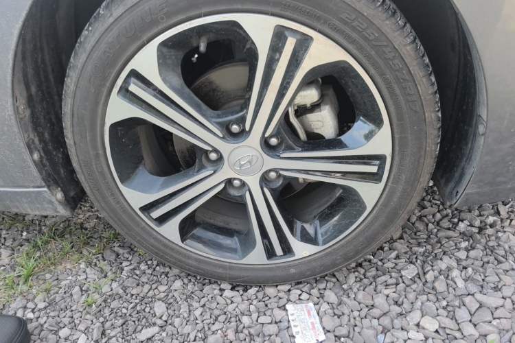 Used Hyundai Elantra (6th Generation / Lingdong) 2018 1.4T Dual-Clutch Xuan Dong · Dynamic Edition Exterior 1