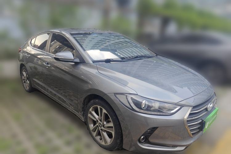 Used Hyundai Elantra (6th Generation / Lingdong) 2018 1.6L Automatic 15th Anniversary Special Edition Front Right 45 Deg