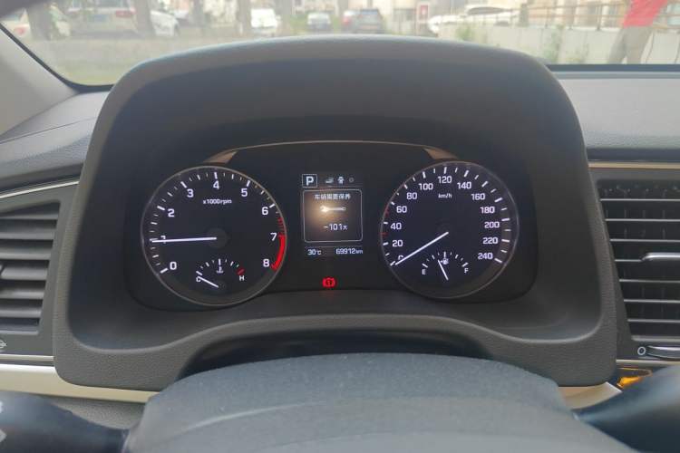 Used Hyundai Elantra (6th Generation / Lingdong) 2018 1.6L Automatic 15th Anniversary Special Edition Instrument Cluster