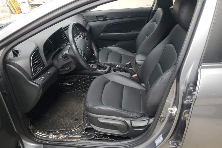 Used Hyundai Elantra (6th Generation / Lingdong) 2018 1.4T Dual-Clutch Xuan Dong · Dynamic Edition Left Front Seat