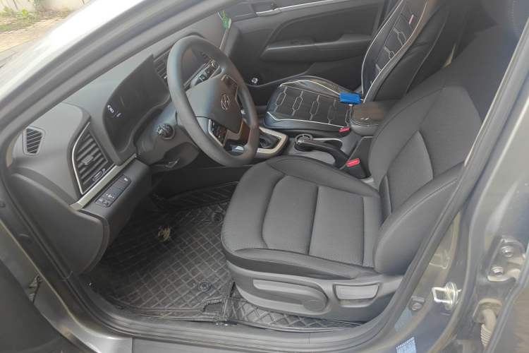 Used Hyundai Elantra (6th Generation / Lingdong) 2018 1.6L Automatic 15th Anniversary Special Edition Left Front Seat