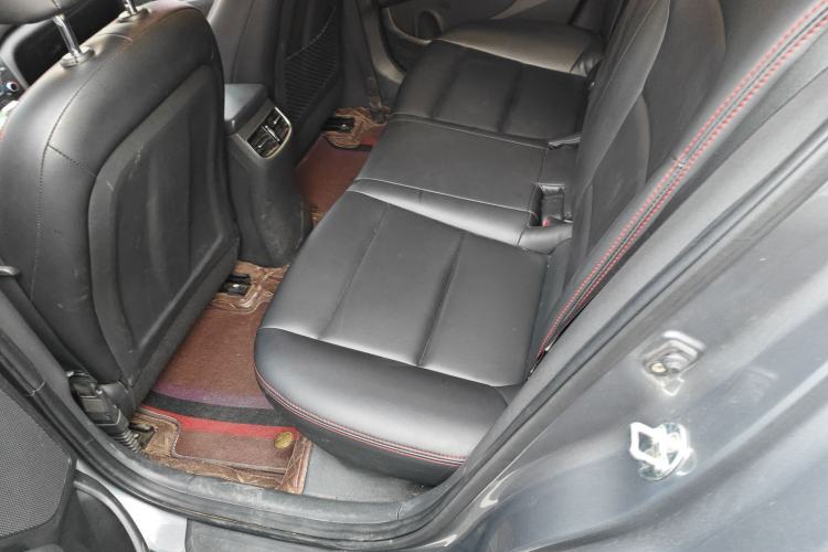 Used Hyundai Elantra (6th Generation / Lingdong) 2018 1.4T Dual-Clutch Xuan Dong · Dynamic Edition Left Rear Seat