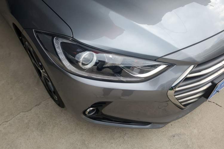 Used Hyundai Elantra (6th Generation / Lingdong) 2018 1.4T Dual-Clutch Xuan Dong · Dynamic Edition Right Front Headlight