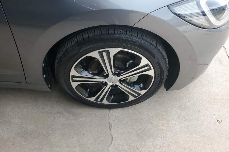 Used Hyundai Elantra (6th Generation / Lingdong) 2018 1.4T Dual-Clutch Xuan Dong · Dynamic Edition Right Front Wheel Hub