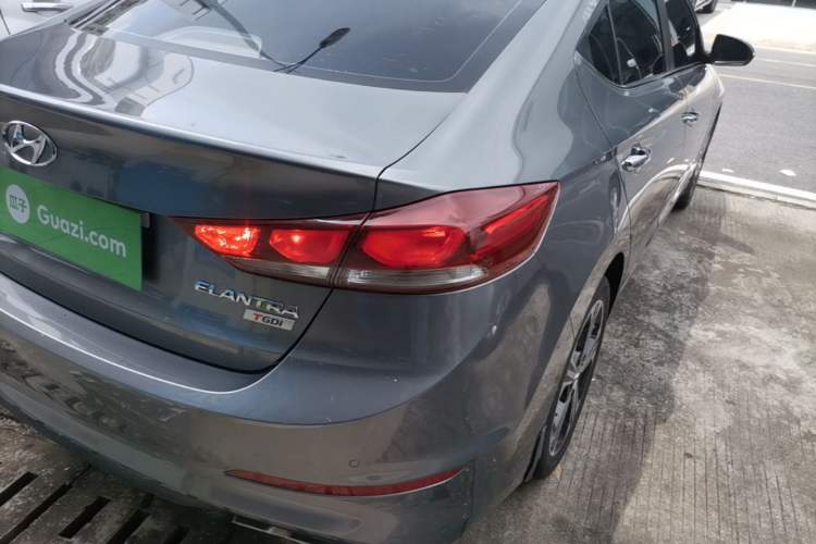 Used Hyundai Elantra (6th Generation / Lingdong) 2018 1.4T Dual-Clutch Xuan Dong · Dynamic Edition Right Rear Taillight