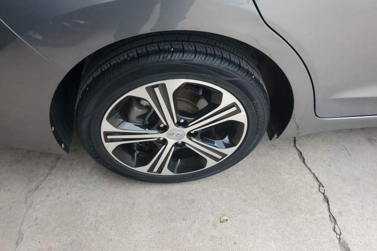 Used Hyundai Elantra (6th Generation / Lingdong) 2018 1.4T Dual-Clutch Xuan Dong · Dynamic Edition Right Rear Wheel Hub