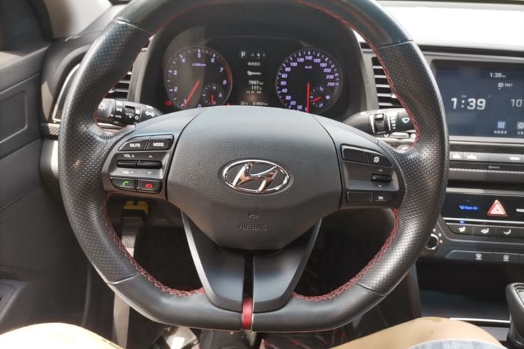 Used Hyundai Elantra (6th Generation / Lingdong) 2018 1.4T Dual-Clutch Xuan Dong · Dynamic Edition Steering Wheel